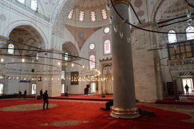 Istanbul Beyazit II mosque interior 0608.jpg