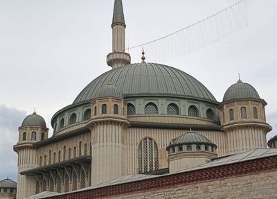 Istanbul Taksim Mosque exterior from nearby 4166.jpg