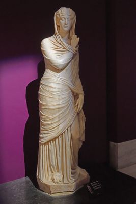 Istanbul Archaeology Museum Statue of Cornelia Antonia 2nd half 2nd C CE Pisidia Antiocheia 4323.jpg