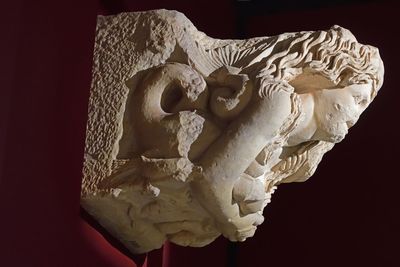 Istanbul Archaeology Museum Console Roman Period Aphrodisias 4272.jpg