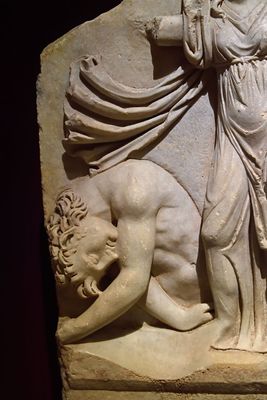 Istanbul Archaeology Museum Gigantomachy (between Gods and Giants) 2nd C CE Aphrodisias  4339.jpg