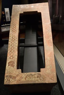 Istanbul Archaeology Museum Clazomenea sarcophagus inv. 1353 6th-5th C BCE 3015.jpg