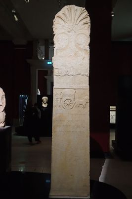 Istanbul Archaeology Museum Funerary stele, Martble, 5th C BCE Dascyleum 3574.jpg