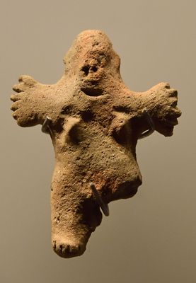 Istanbul Archaeology Museum Statuette terracotta Late Bronze Age Troy VII 4395.jpg
