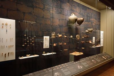 Istanbul Archaeology Museum Troy IV-V display 4387.jpg