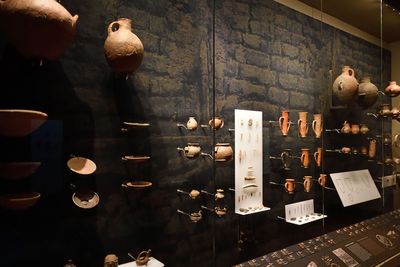 Istanbul Archaeology Museum Troy II display 4383.jpg