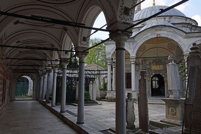 Istanbul Eyp Mihrişah Sultan complex Mausoleum seen from mektep portico 3904.jpg