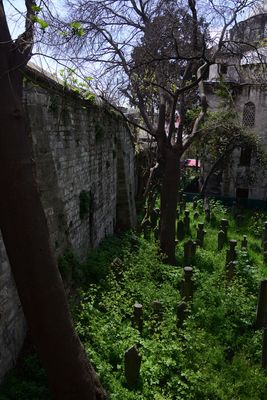Istanbul Sokollu Mehmet Pasha mosque graveyard to its side 3862.jpg