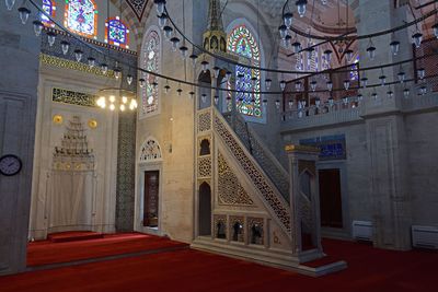 Istanbul Mesih Mehmed Paşa Cami minbar and mihrab 4545.jpg