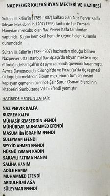 Istanbul Naz Perver Sibyan Mektebi ve Haziresi 4583.jpg