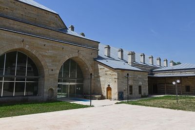 Edirne Ekmekizade caravanserai in 2024 6216.jpg