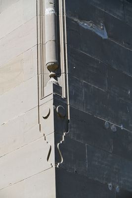 Karaağa railway station NE side detail in 2024 5740.jpg