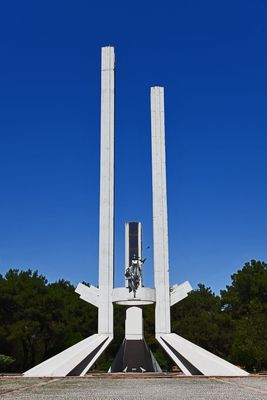 Lausanne Monument