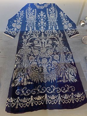 Türk ve İslam Eserleri Müzesi Embroidered dress in 2024 6033.jpg