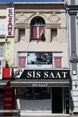 Building in Saraçlar Caddesi in Edirne in 2024 6275.jpg
