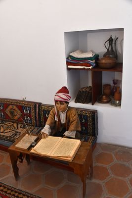 Selimiye Vakfı Müzesi Students in room in 2024 6314.jpg