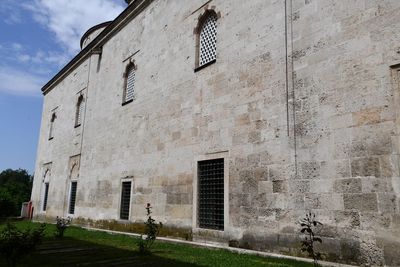 Old Mosque Exterior SE side in 2024 5970.jpg