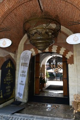Rstem Pasha Caravanserai Facade in 2024 5969.jpg