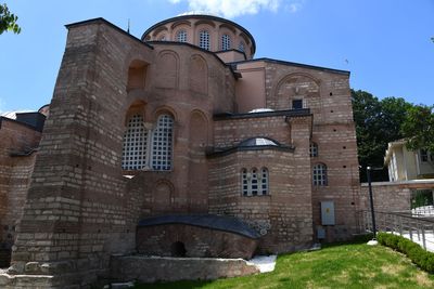 Kariye Mosque from garden in 2024 5382.jpg