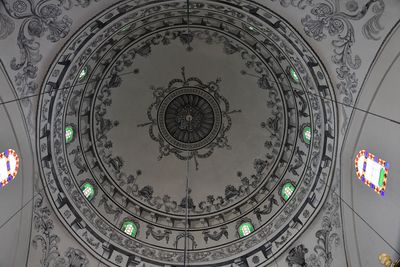 Mahmut Pasha Mosque Interior dome in 2024 6638.jpg