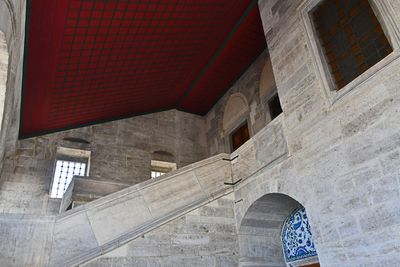 Rüstem Pasha Mosque Porch stairs to upper part in 2024 6446.jpg