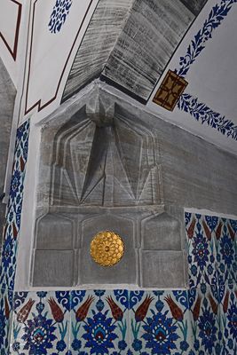 Rstem Pasha Mosque Interior corner element in 2024 6556.jpg