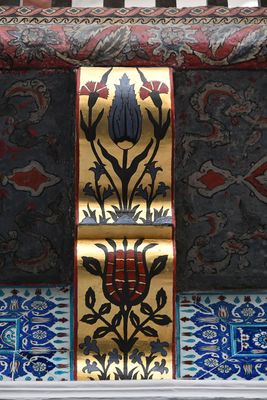 Rstem Pasha Mosque Interior Main entrance in 2024 6421.jpg