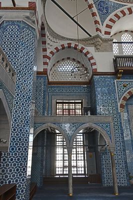 Rüstem Pasha Mosque Interior Müezzin mahfili in 2024 6427.jpg