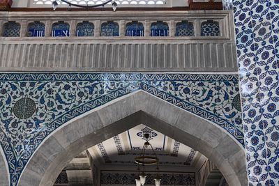 Rüstem Pasha Mosque Interior View to gallery from below in 2024 6564.jpg
