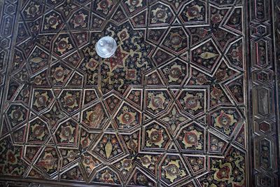 Rüstem Pasha Mosque Müezzin mahfili underside in 2024 6406.jpg