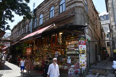 Rstem Pasha Mosque in sidestreet 6452.jpg