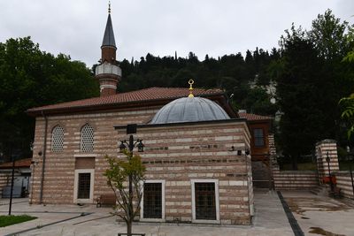 Şah Sultan Mosque SE side in 2024 5306.jpg