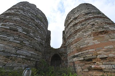 Yoros Castle Exterior of gate towers in 2024 0106.jpg