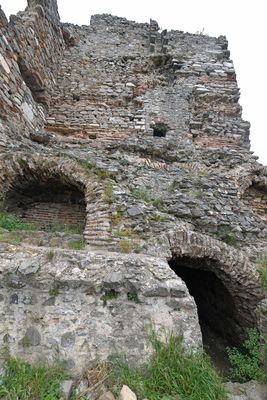 Yoros Castle South part south side of inner castle in 2024 0099.jpg