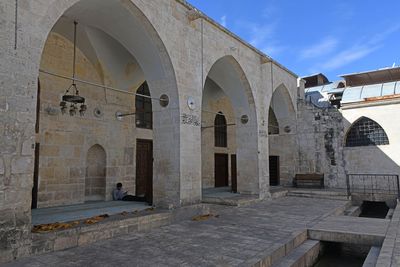 Şanlıurfa Pazar Camii Exterior 2024 7673.jpg