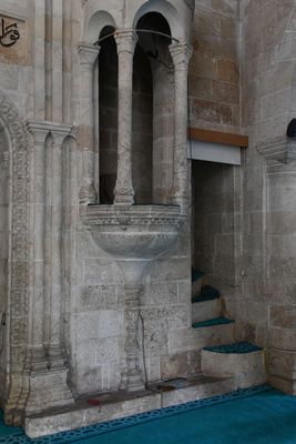 Şanlıurfa Eski meriye Camii Interior 2024 7277.jpg
