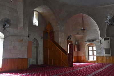 Mevlevihane Camii (Şanlıurfa) interior 2024 7586.jpg