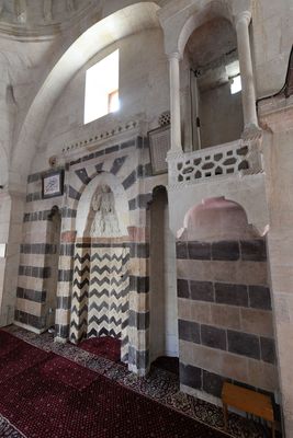 Şanlıurfa Rızvaniye Camii interior 2024 0378.jpg