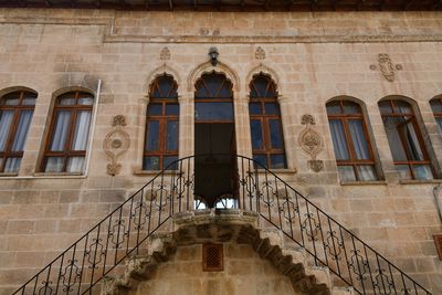 Urfa Regie church Courtyard 2024 7578.jpg