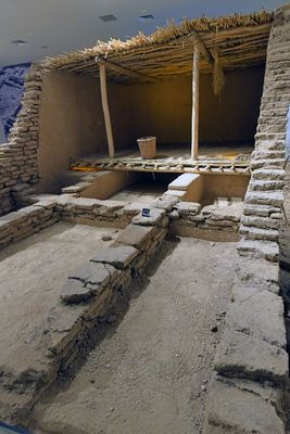 Urfa museum Akarçay Tepe multi-room structure in 2024 0366.jpg