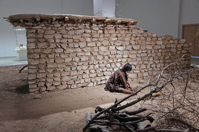 Urfa museum Akarçay Tepe single-room structure in 2024 7398.jpg