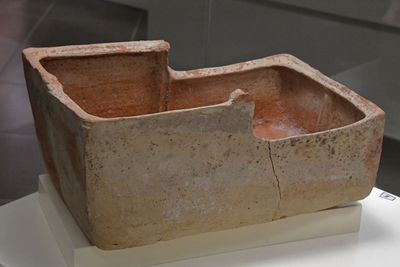 Urfa museum Baby Grave Greverike Höyük Bronze Age 2024 7494.jpg