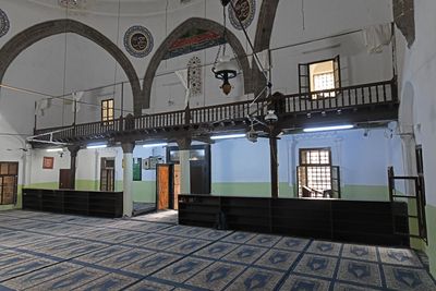 Diyarbakır Iskender Paşa Mosque Interior Entrance side in 2024 0260.jpg