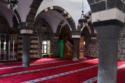 Diyarbakır Nasuh Paşa Camii Interior in 2024 6988.jpg