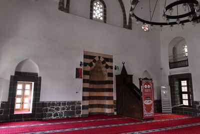 Diyarbakır Sheikh Matar Mosque Interior in 2024 7004.jpg