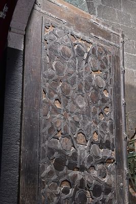 Diyarbakır Syriac Orthodox Church of Virgin Mary Interior Altar area in 2024 7191.jpg