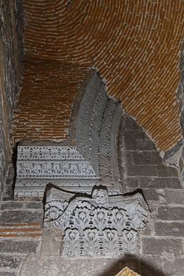 Diyarbakır Syriac Orthodox Church of Virgin Mary Interior Altar area Left side altar in 2024 7195.jpg