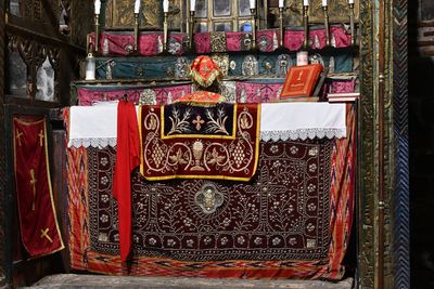 Diyarbakır Syriac Orthodox Church of Virgin Mary Interior Altar centre in 2024 7193.jpg