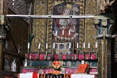 Diyarbakır Syriac Orthodox Church of Virgin Mary Interior Altar centre in 2024 7194.jpg