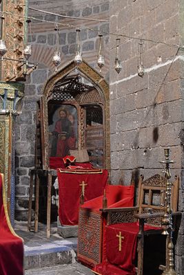 Diyarbakır Syriac Orthodox Church of Virgin Mary Interior Altar right side in 2024 7186.jpg